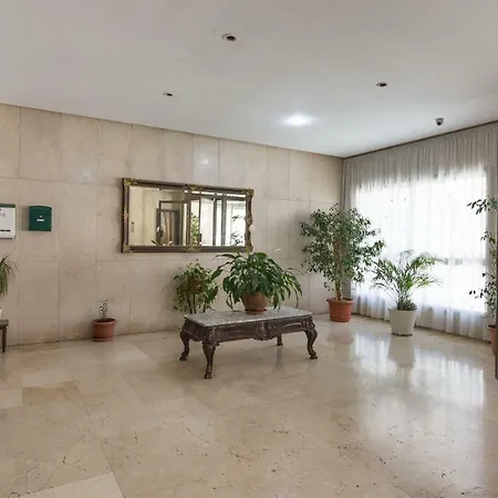 Amplio Estudio,vista Mar Y Montaña, A Pasos Del Centro *