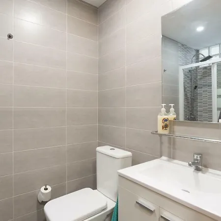 Amplio Estudio,vista Mar Y Montana, A Pasos Del Centro * توريمولينوس