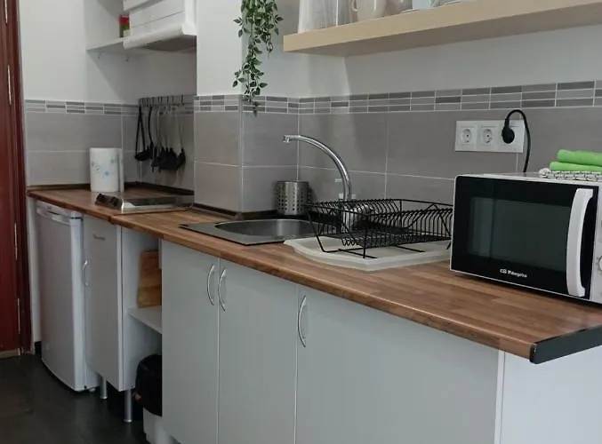 Amplio Estudio,vista Mar Y Montaña, A Pasos Del Centro Apartamento *