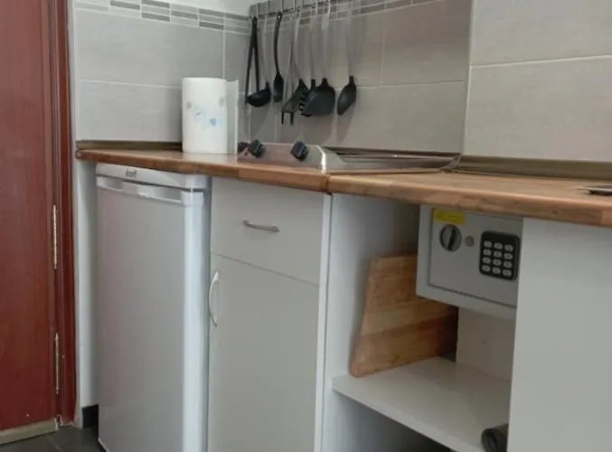 Estudio - Estudio 5 *