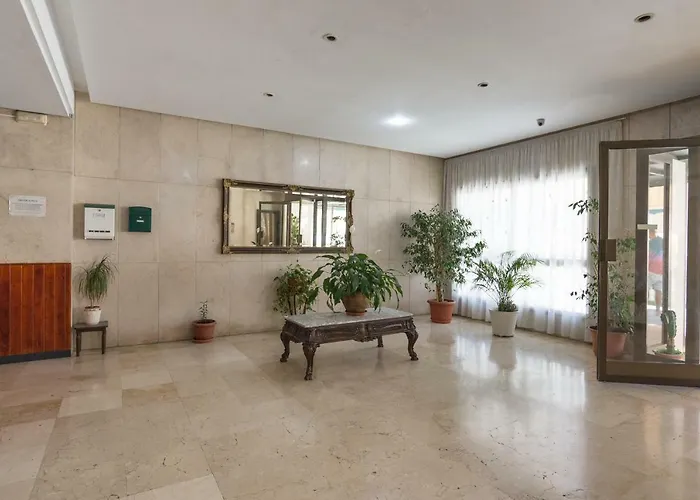 Amplio Estudio,vista Mar Y Montaña, A Pasos Del Centro *