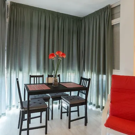 Amplio Estudio,vista Mar Y Montana, A Pasos Del Centro *