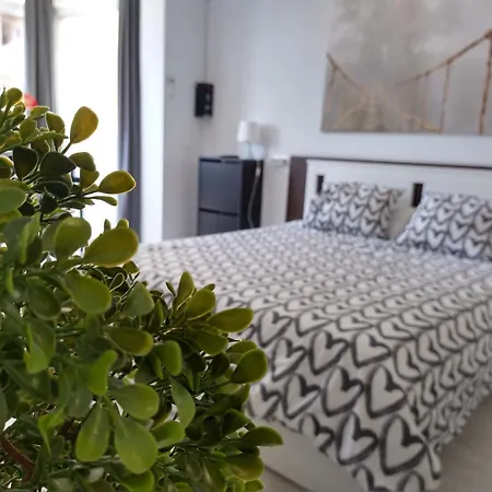 Apartamento Amplio Estudio,vista Mar Y Montaña, A Pasos Del Centro *